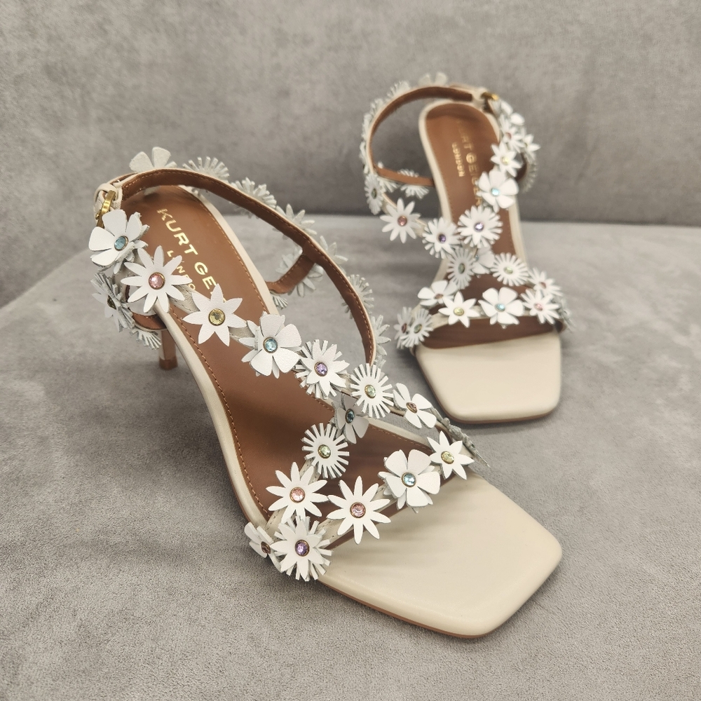 Kurt Geiger Heeled Sandals 9.5 White Leather Flower 3D Rhinestone Bridal New$240 - Picture 4 of 16
